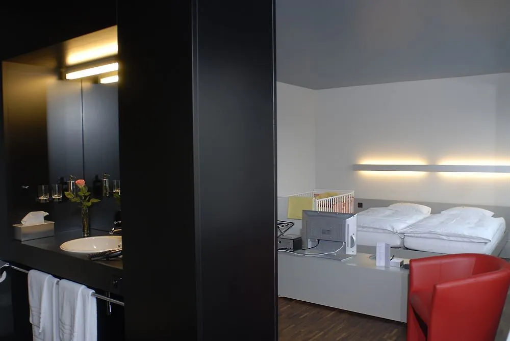 *** Hotel Dasbreitehotel Am Rhein Basel Switzerland