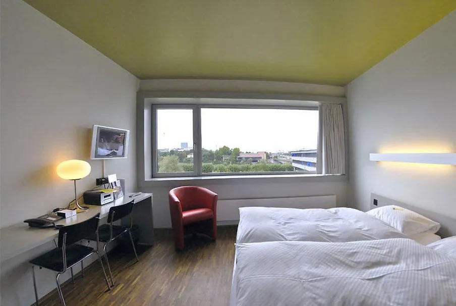 Hotel Dasbreitehotel Am Rhein Basel